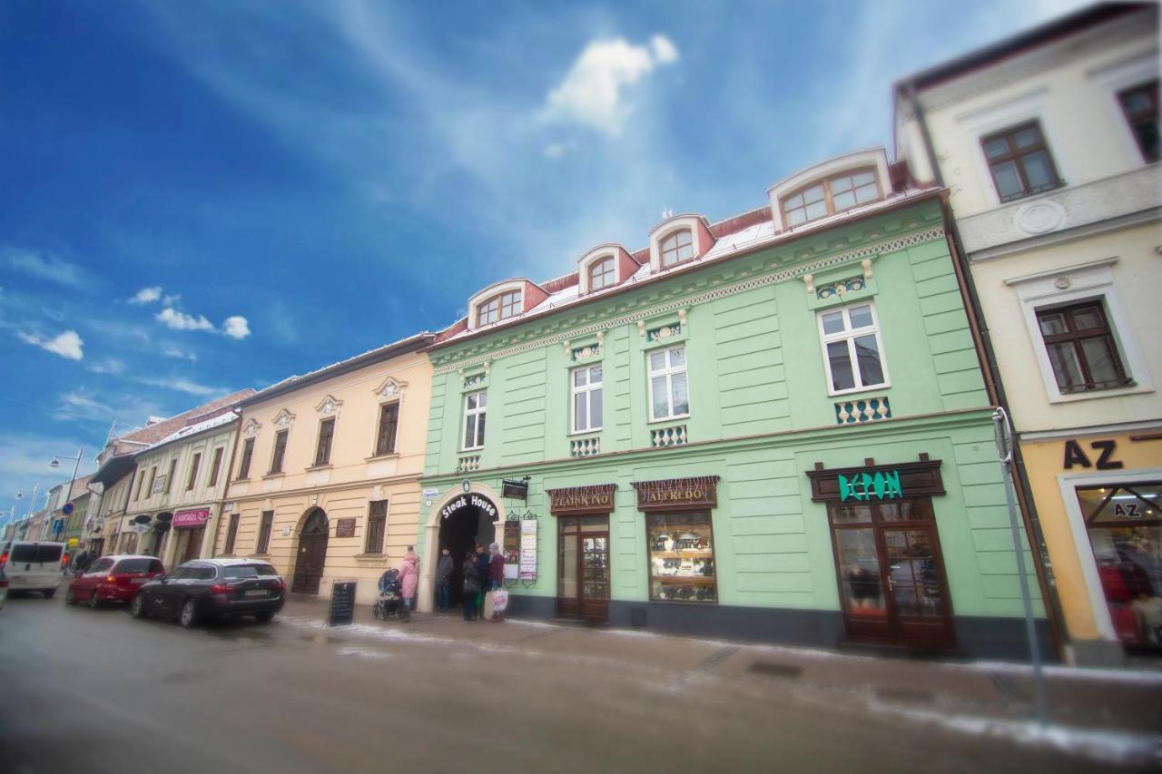 Penzion Moyzes Banska Bystrica Exterior photo